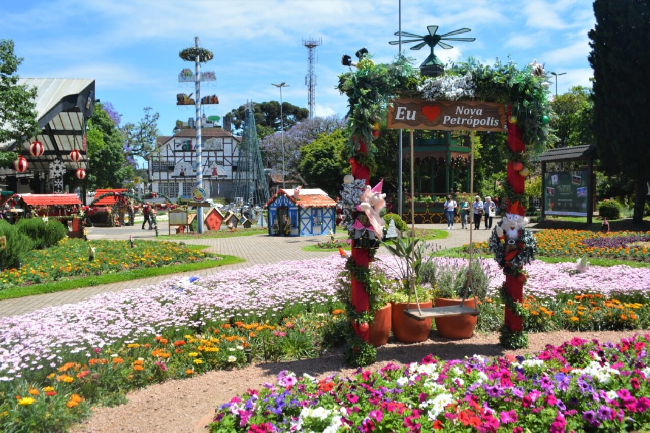 Praça das Flores - Foto por Dario Gonçalves
