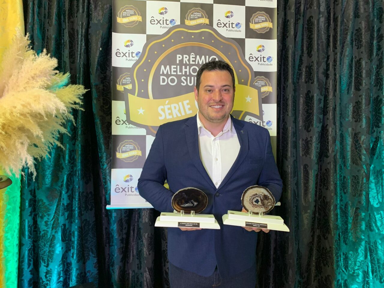 Foto: Diego Scariot recebeu os troféus concedidos à Gramado.