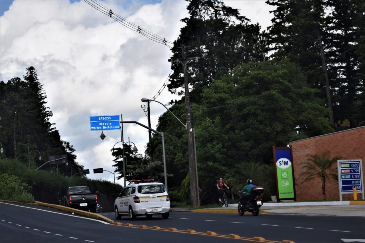 Recapeamento da RS-235 no sentido Gramado – Canela