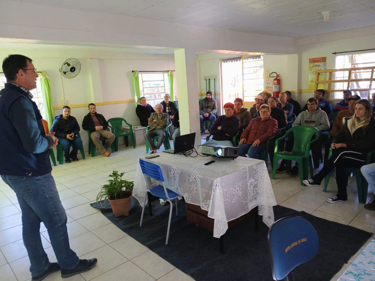 Reunião Zeferino 1 - Foto Vanessa Ozório