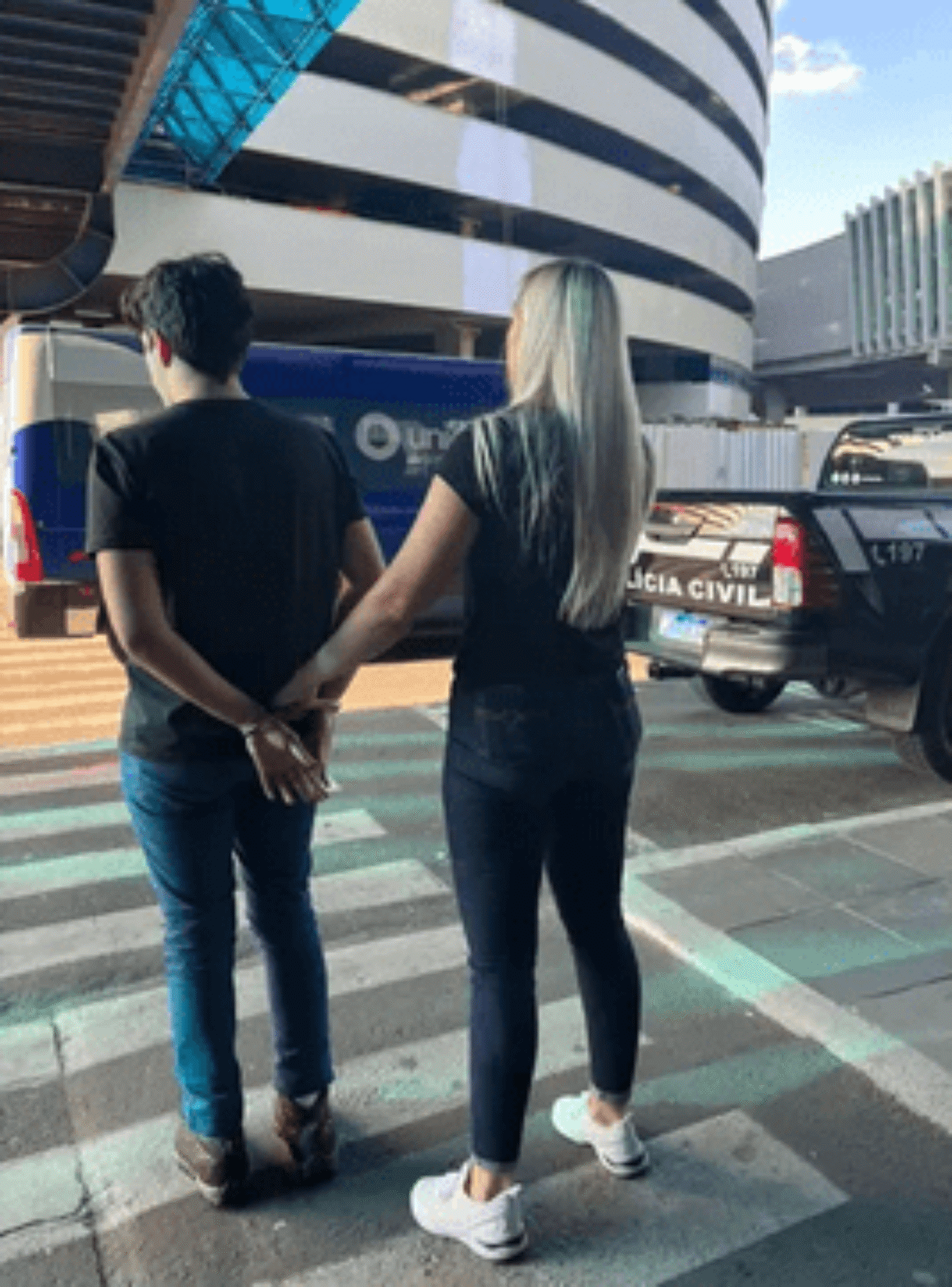 Screenshot 2023-03-13 at 14-36-17 Suspeito é preso no aeroporto de Porto Alegre por armazenamento de pornografia infantojuvenil e violência psicológica diz polícia