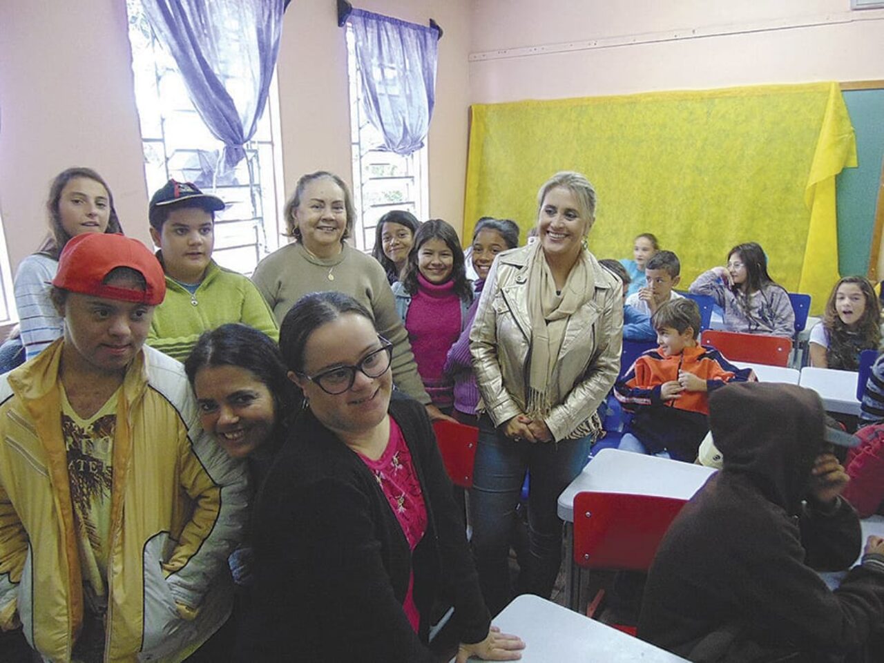 Foto: Arquivo Folha - Atividades da Escola Rodolfo Schlieper e Apae Canela com os estudantes especiais