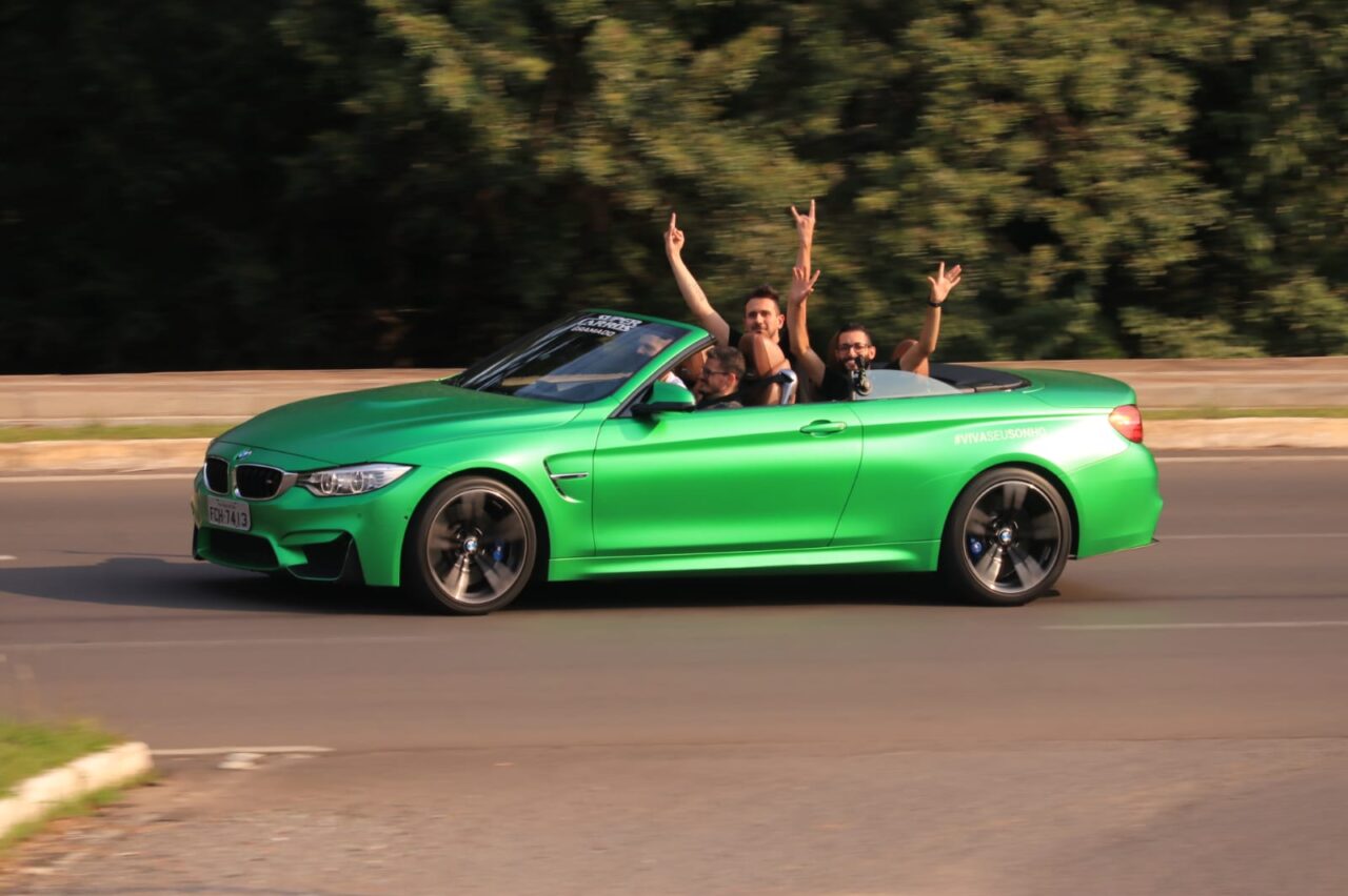 Supercarros no Mês das Crianças