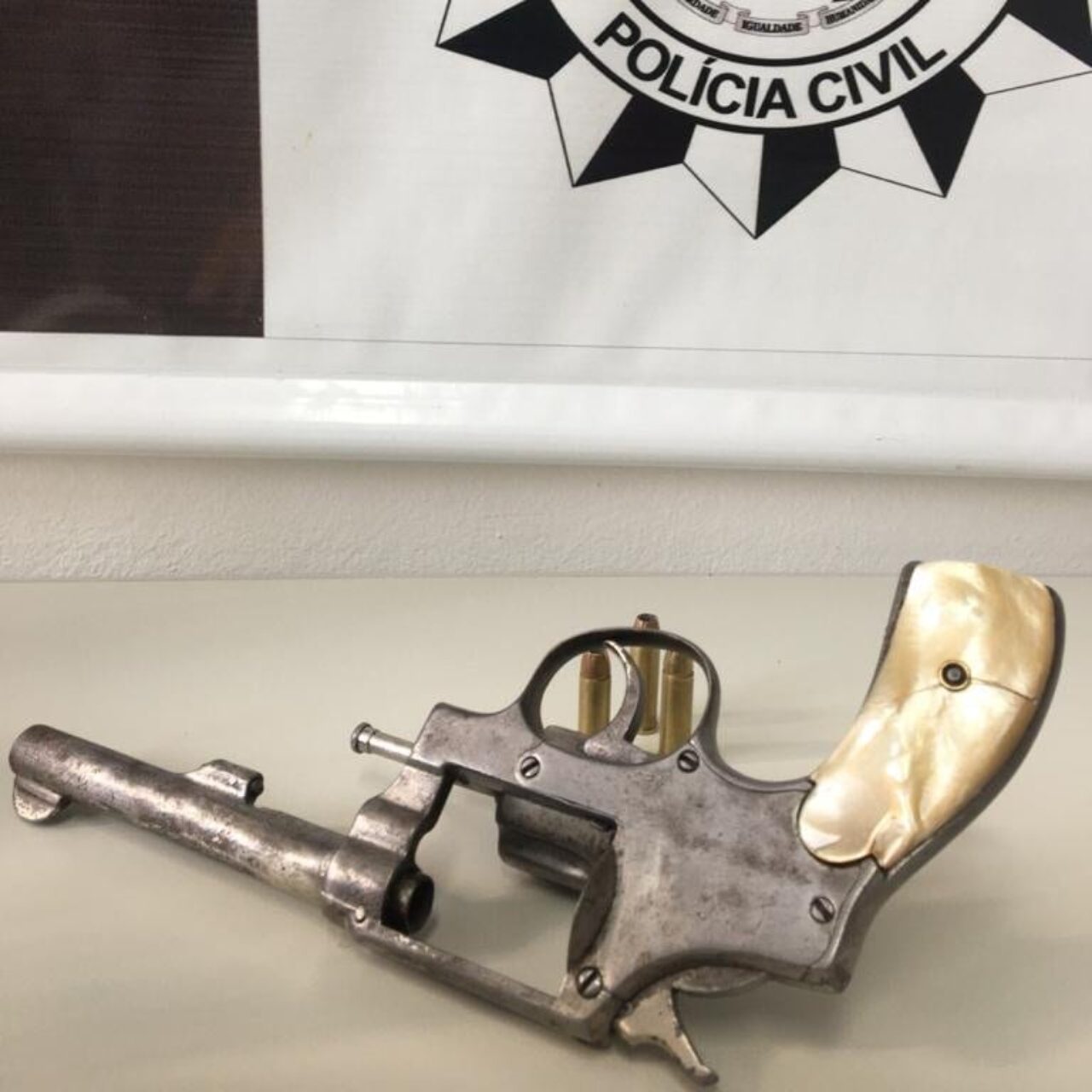 SÃO FRANCISCO DE PAULA - Homem preso com arma roubada