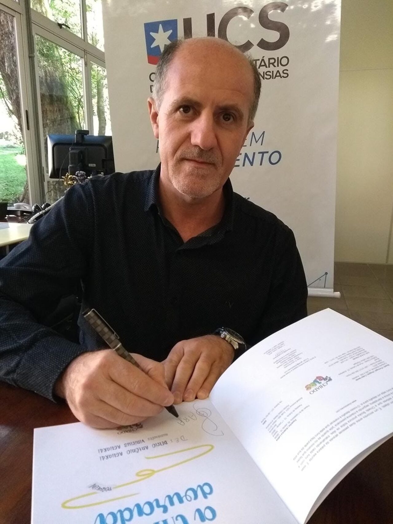 Foto: Reprodução - Professor Delcio coordena o programa