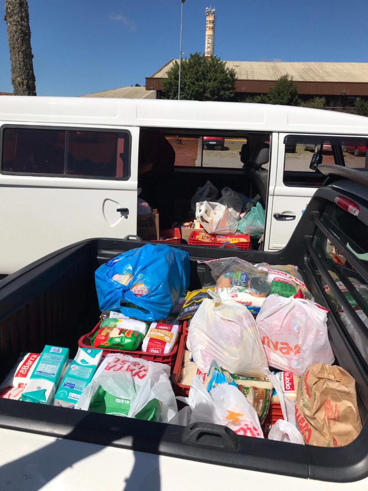 “Vacinação Solidária” arrecada quase meia tonelada de alimentos