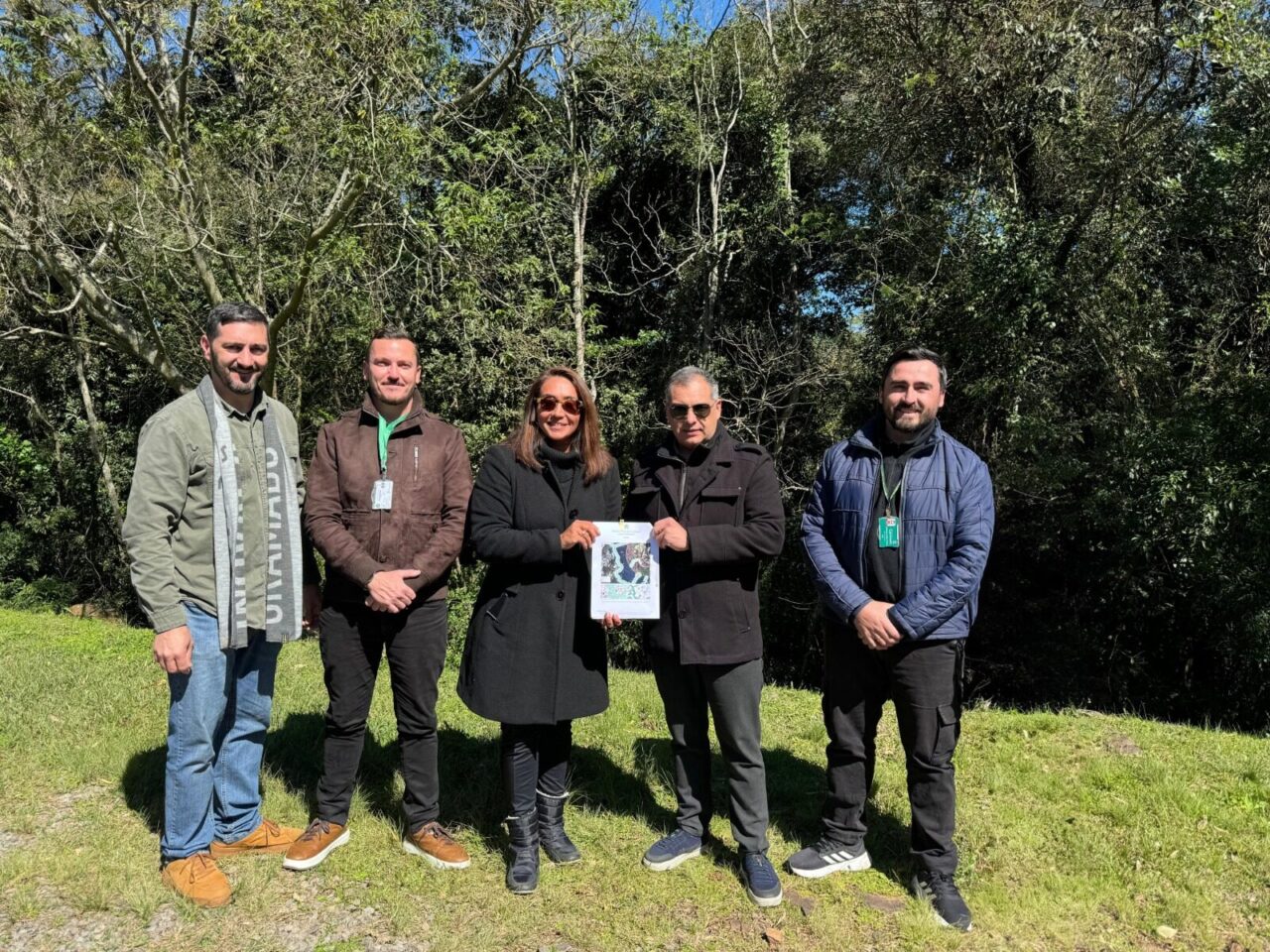 Secretário de Inovação, Heitor Noel, pró-reitor IFRS – Lucas Coradini, Procuradora-Geral de Gramado, Mariana Melara Reis, representante do MEC – Amilton Figueiredo e Diofander Pinheiro – técnico da Secretaria de Meio Ambiente de Gramado.