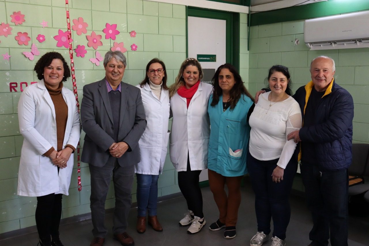 Prefeito Nestor e vice Luia em visita ao Posto de Saúde CAIC