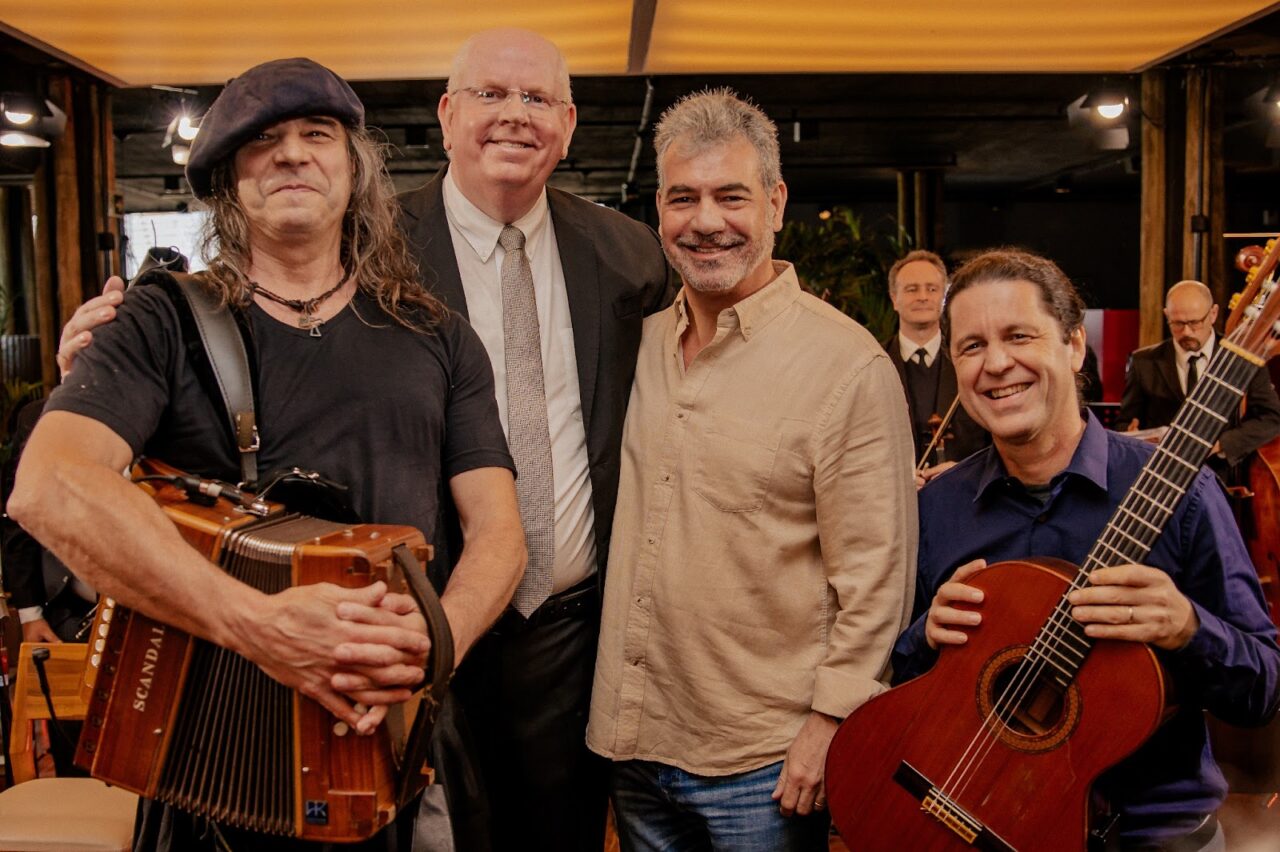 Renato Borghetti,Manfredo Schmiedt, José Ernesto Marino Neto e Daniel Sá.(Kempinski Laje de Pedra/Divulgação)