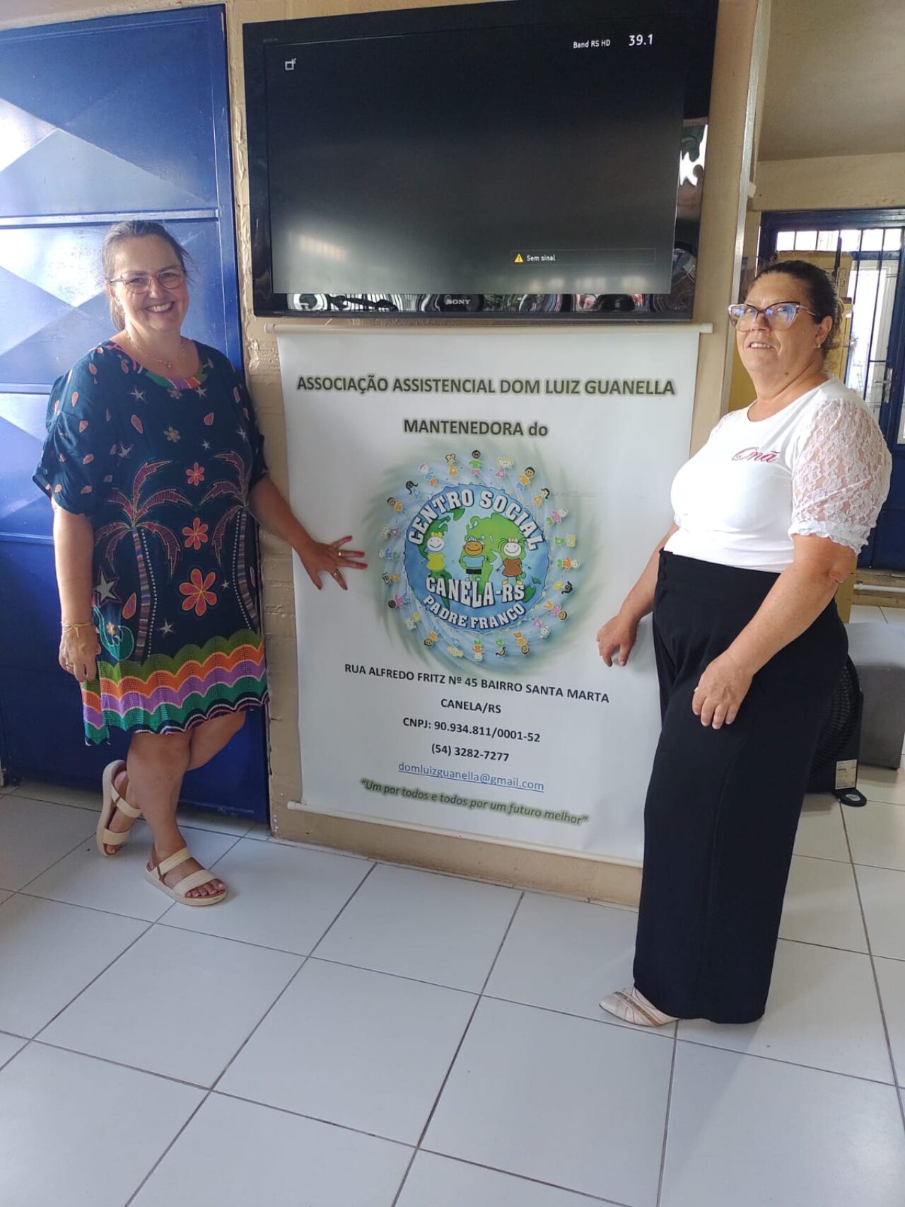 Encontro entre representantes do Centro Social Padre Franco e representantes da Casa Onã, Tanara Spall e Maria Elena