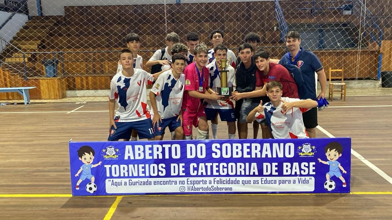 Campeões do Torneio do Soberano - Sub 17, em Presidente Lucena