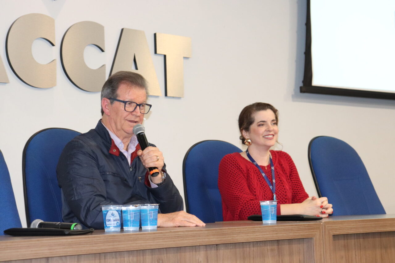 abertura oficial com o diretor-geral Delmar Backes e Cláudia Capellari