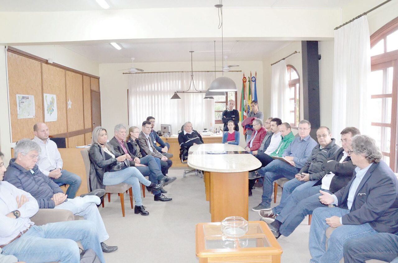 ampliação rede de esgoto