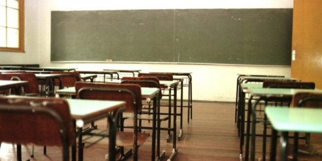 aula-696x348