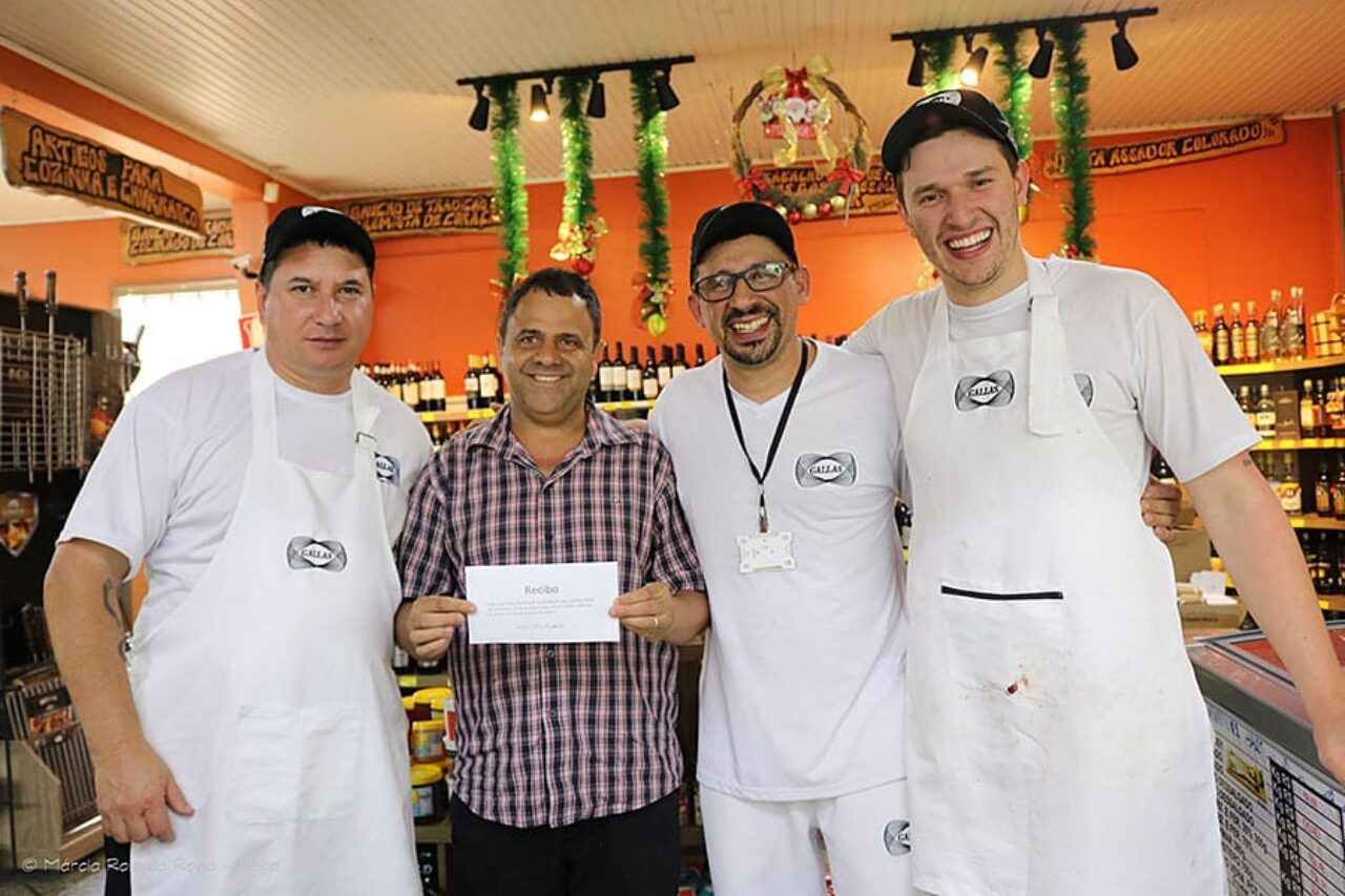 Fotos: Márcia Nega - Repasse para o projeto Natal da Criança de Canela
