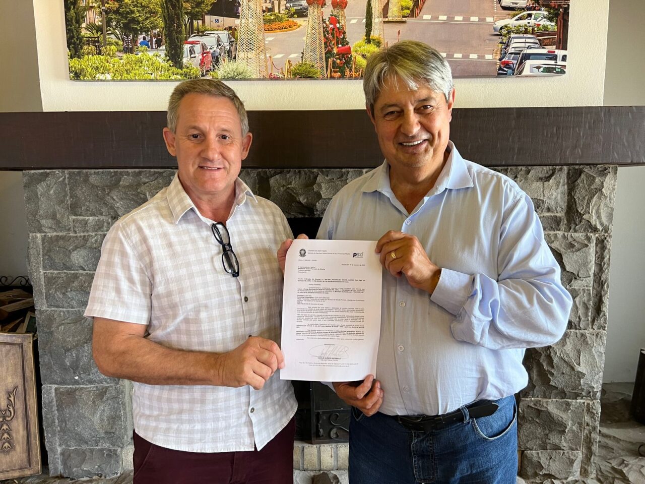 Foto: Sidi Silveira entregou o ofício da emenda ao prefeito Nestor Tissot.