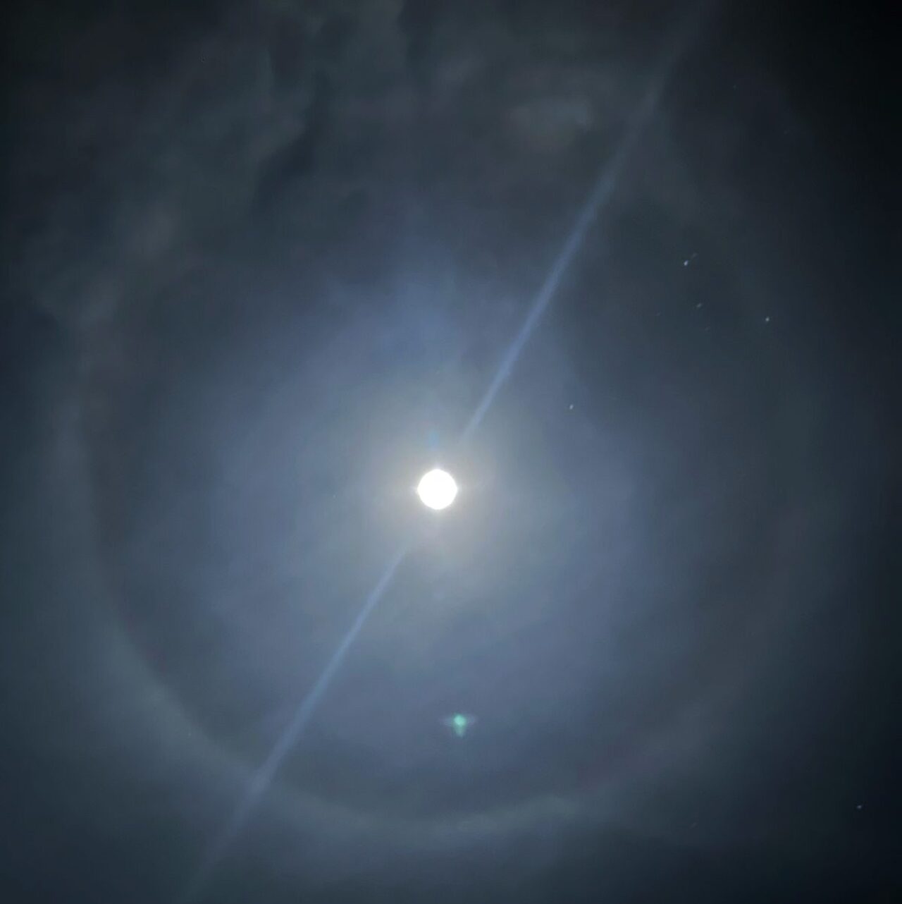 halo-lunar
