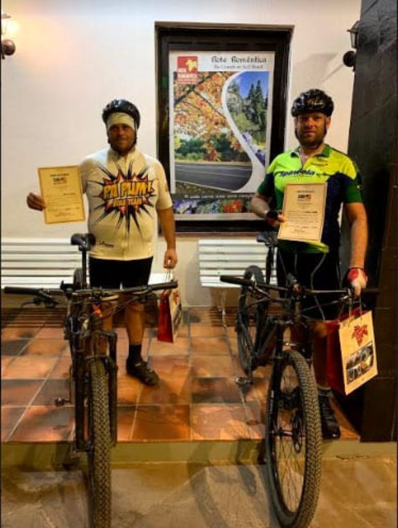 Helcio Antunes e Douglas Seefeld foram os primeiros ciclistas certificados após concluírem todo o circuito