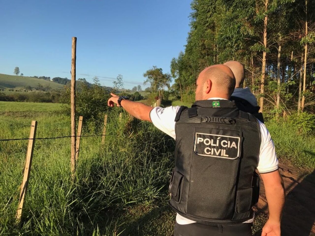 Quarenta agentes participam da ação em cinco cidades