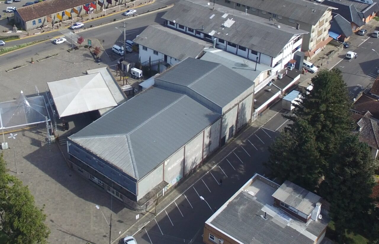 Plano da prefeitura é conceder o Teatrão para a iniciativa privada