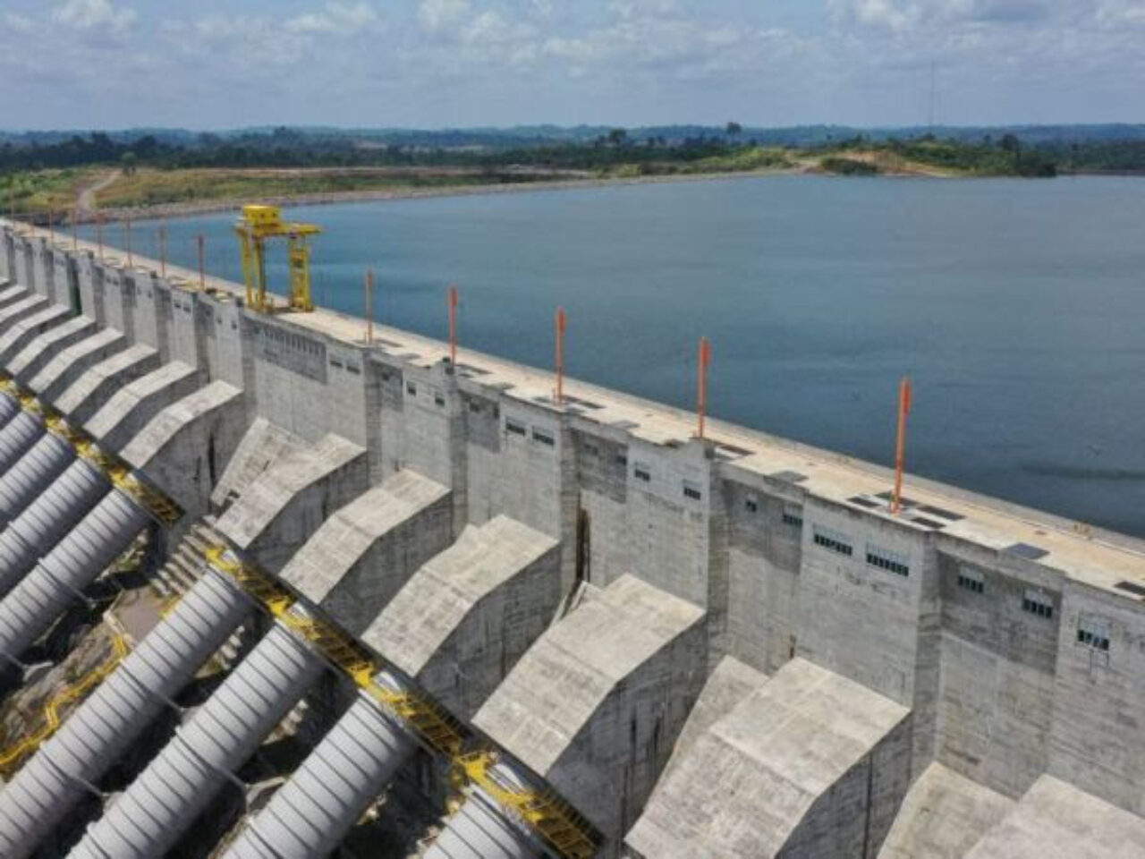 Empresa tem prazo de no máximo 30 dias para ajustar irregularidades e descumprimentos das normas de saúde e segurança
